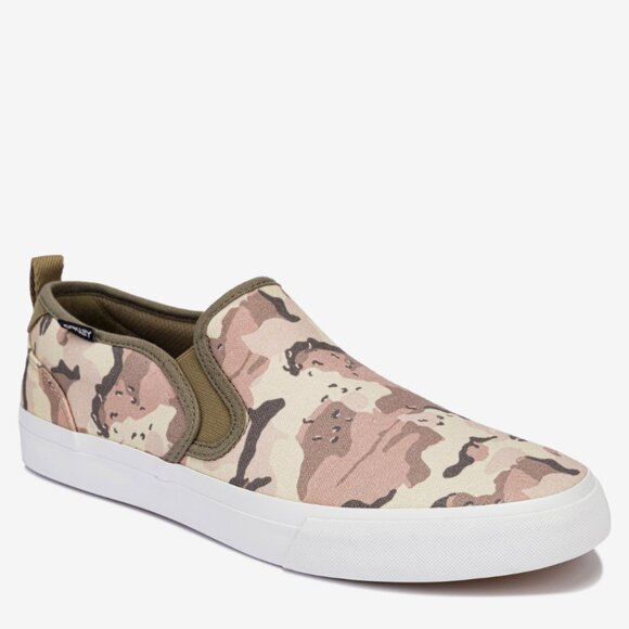 Oakley Other - NEW Oakley B1B Classic Slip On Camouflage comfort 7.5